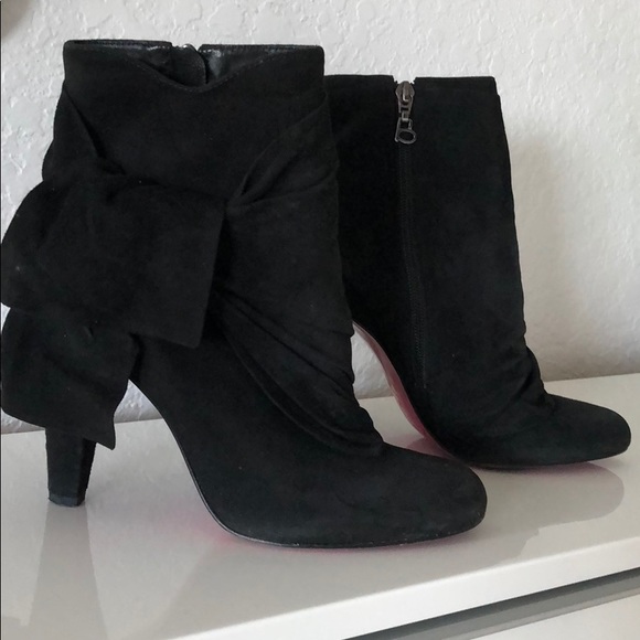 Chic Bebe black suede boots! - Picture 2 of 5